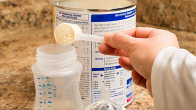 ارسال شیرخشک از طریق پست در ایام نوروز / نگران کمبود شیرخشک نباشید
