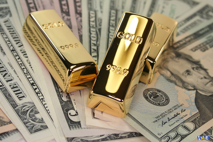 دلار و طلا