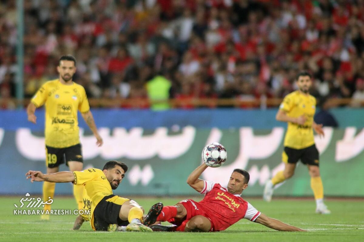 آخرین اخبار از احتمال انتقال رضا شکاری به پرسپولیس