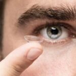 آیا خوابیدن با لنز چشمی خطرناک است؟