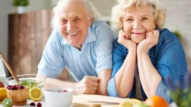 اگر می‌خواهید پیری سالمی داشته باشید، این غذاها را مصرف کنید