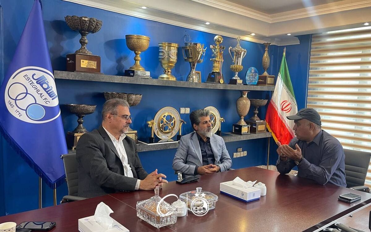 ماجرای عقب‌نشینی استقلال از خرید بازیکن خارجی!
