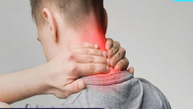 قولنج گردن چیست + روش های درمان خانگی