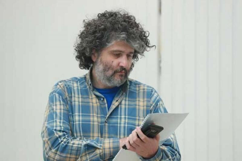 اظهارنظر عجیب معاون صداوسیما: علت کاهش مخاطب تلویزیون مشکلات اقتصادی است، نه کیفیت برنامهها!