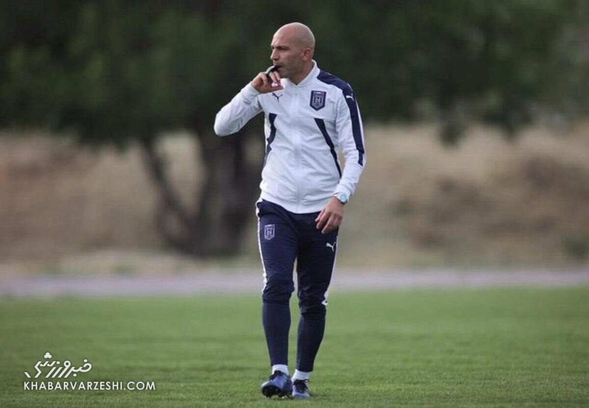 تراکتور فکر می‌کرد با استقلالِ سوپرجام بازی دارد/ خوب نیست با یک برد درباره تیم ساپینتو شعاری حرف بزنیم