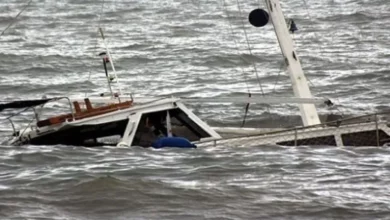 حادثه دریایی در اطراف‌ آب‌های لارک