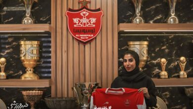 خانم گل در پرسپولیس ماندنی شد/ امضای قرارداد سه ساله با فاطمه صفا راستگو +عکس