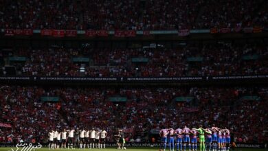 فان‌دایک عصبانی شد؛ چرا برای ژوتا سکوت نکردید؟!