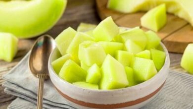 خوردن طالبی برای این افراد ضرر دارد