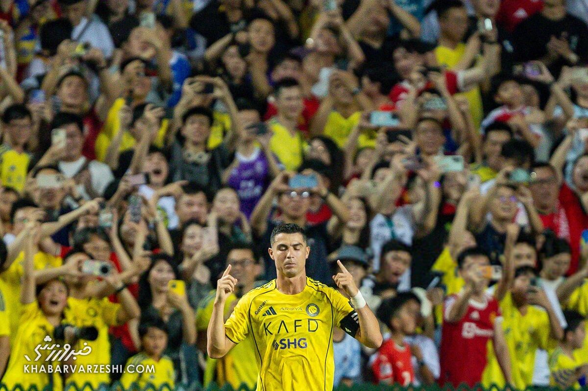 ویدیو| رونالدو حیران شد!/ سرنوشت بازوبند کاپیتانی کریستیانو بعد از ناکامی النصر در فینال سوپرکاپ