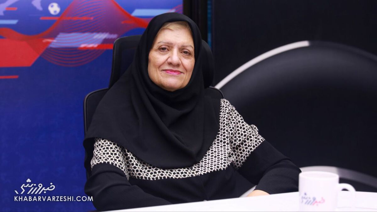 پول نگرفتن از استقلال در خانواده ما ارثی شده!/ قلعه‌نویی برای هیئت مدیره استقلال تصمیم نمی‌گیرد