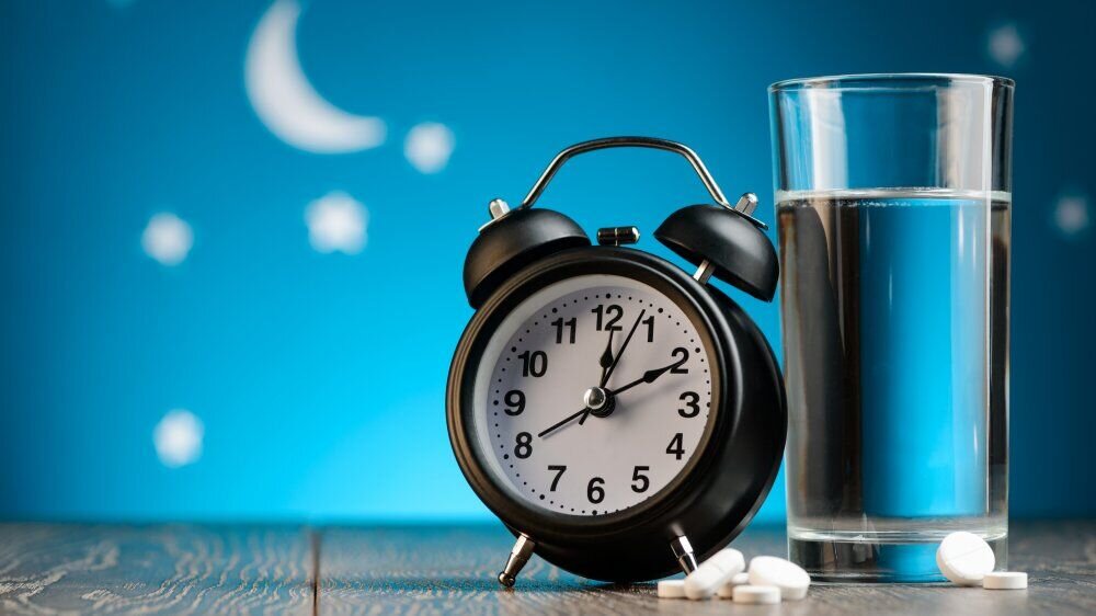 چه کسانی نباید ملاتونین مصرف کنند؟