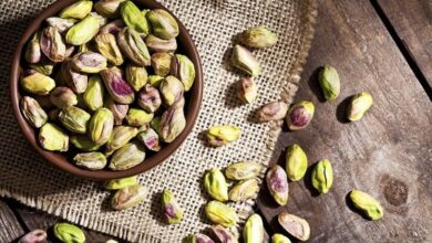 این افراد شب‌ها پسته نخورند!