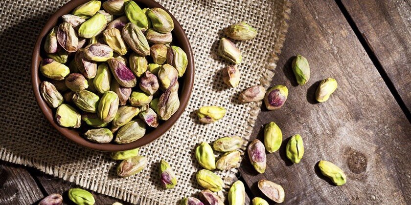 این افراد شب‌ها پسته نخورند!