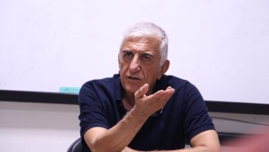 رضا کیانیان: با بازیگری بر خجالتی بودنم غلبه کردم / آدمها همه خاکستری هستند