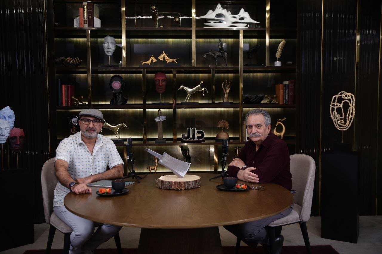 سرود شجریان ممنوع شد چون گفتند نه شب است و نه چهره میهن سیاه / ماجرای کلک زدن به محمدعلی ابطحی و حسین پاکدل برای پخش یک ترانه!