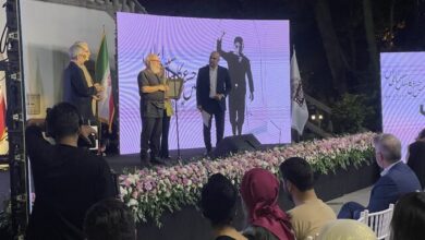 عذرخواهی پرویز پرستویی از مردم سیستان و بلوچستان / اگر رنجیده‌اند، پوزش می‌خواهم