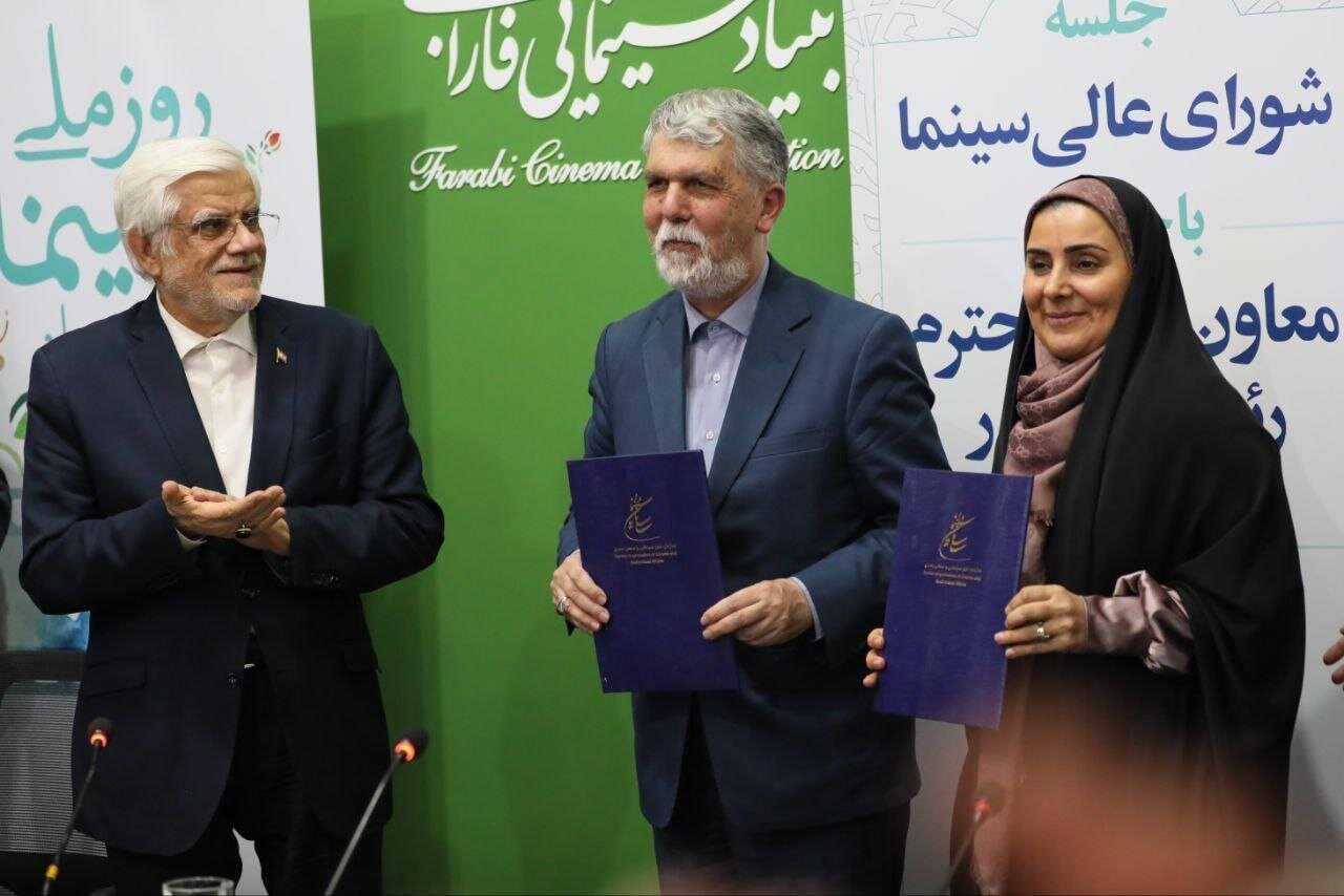 معاون اول رئیس‌جمهور: از هنرمندان خارج از کشور دعوت می‌کنیم به میهن خود بازگردند