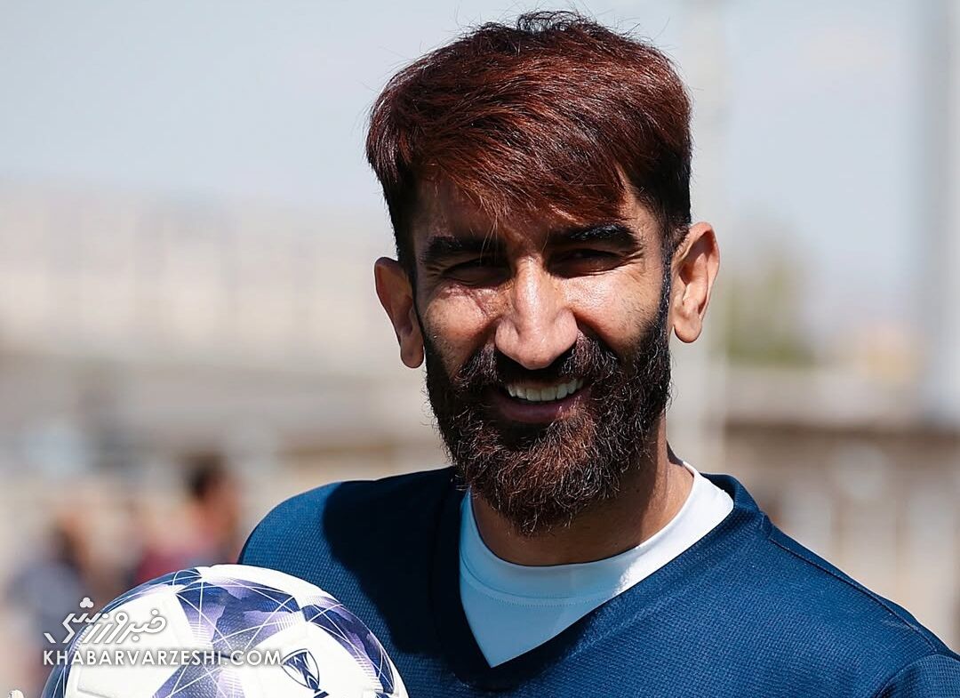 ویدیو| شعار حمایتی پرشورها برای علیرضا بیرانوند