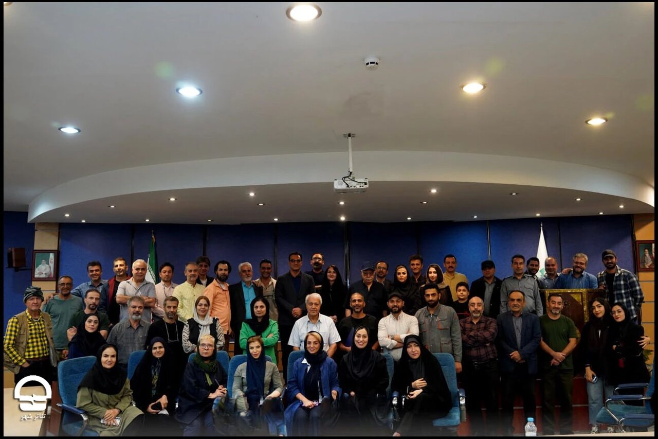 برگزاری آیین پاسداشت کارکنان بازنشسته، تکریم و معرفی مدیران تئاتر شهر