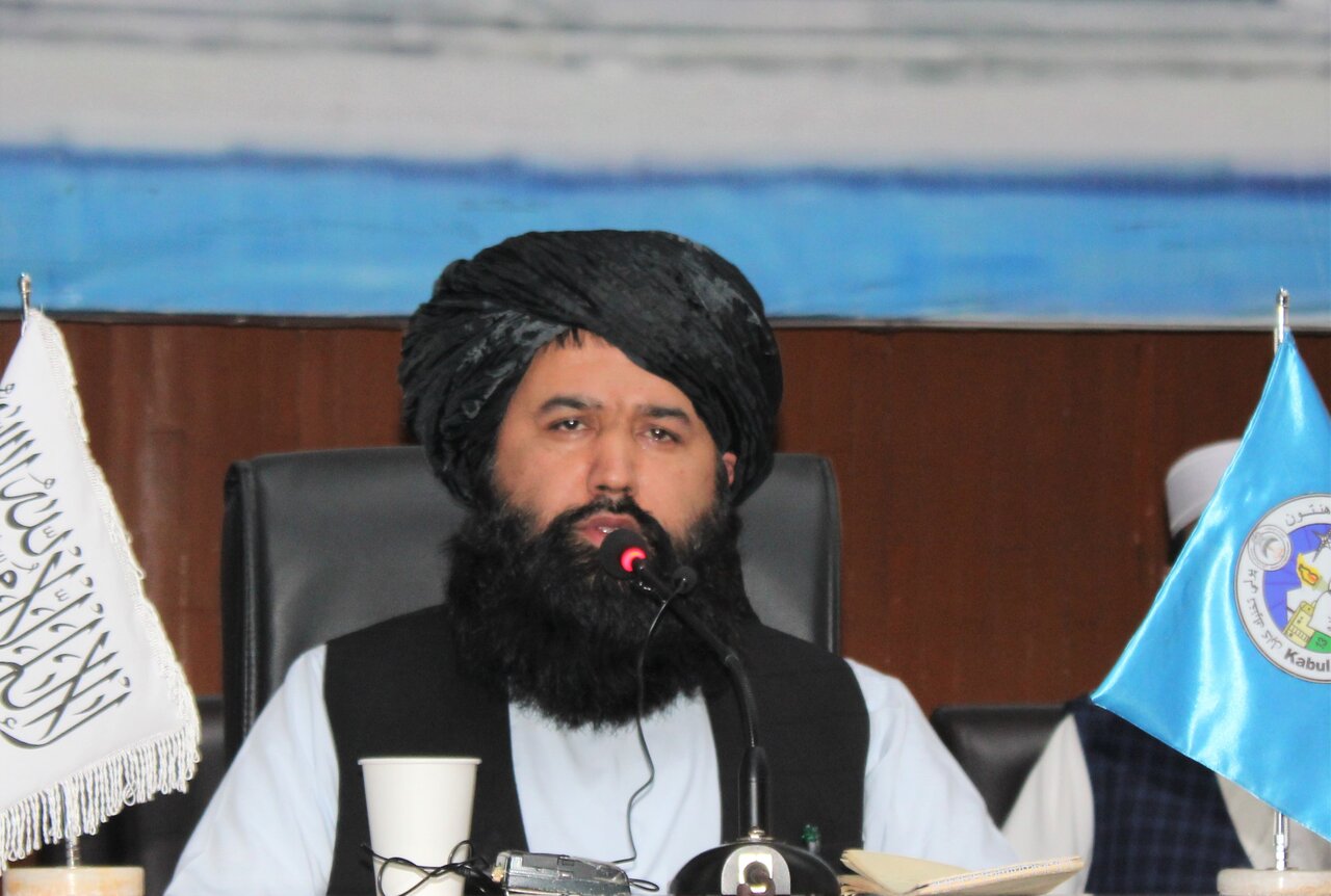 انتقاد تند روزنامه جمهوری اسلامی از دیدار مقامات حوزوی ایران با وزیر فرهنگ طالبان/ چرا با نماد اسلام متحجر ملاقات کردید؟