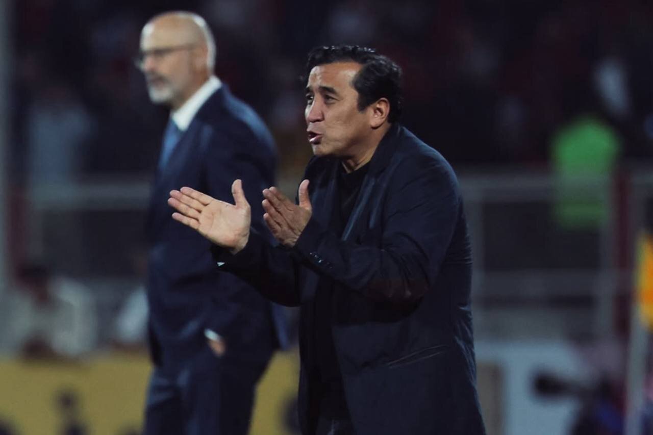 واکنش مردم به فحاشی خداداد عزیزی روی آنتن زنده چه بود؟