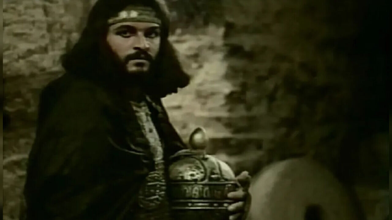 «عصارخانه آران» به «موزه بهرام بیضایی» تبدیل شود