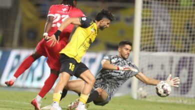 حسین حسینی در پیراهن سپاهان