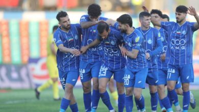 استقلال شمس آذر