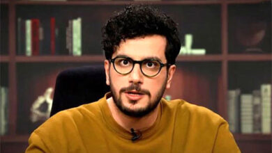 انتقاد تند دو روزنامه اصولگرا از امیرحسین قیاسی: خیلی نمک نشناسی؛این همه انسان کشته شد و خانه های شان خراب شد و تو سکوت کردی