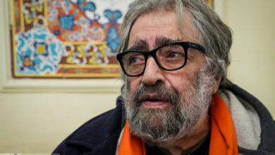 مسعود کیمیایی، فیلمبرداری «عشق در انفرادی» را از سر گرفت/ فیلمی که ضبطش همزمان با ورود کیمیایی به ۸۴ سالگی شروع شد