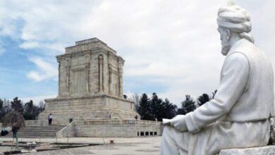 رهبر شهید چگونه از آرامگاه فردوسی محافظت کرد؟