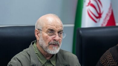 اسم خودتان را انقلابی گذاشته اید و از صداوسیما و تریبونهای خیابانی به قالیباف تهمت می زنید؟/ برنامه شهیدی پور دهها برابر برنامه های دیگر بیننده دارد