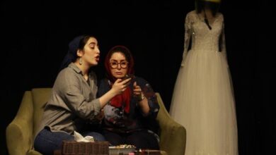 ژاله صامتی همراه دخترش به صحنه بازمی‌گردد