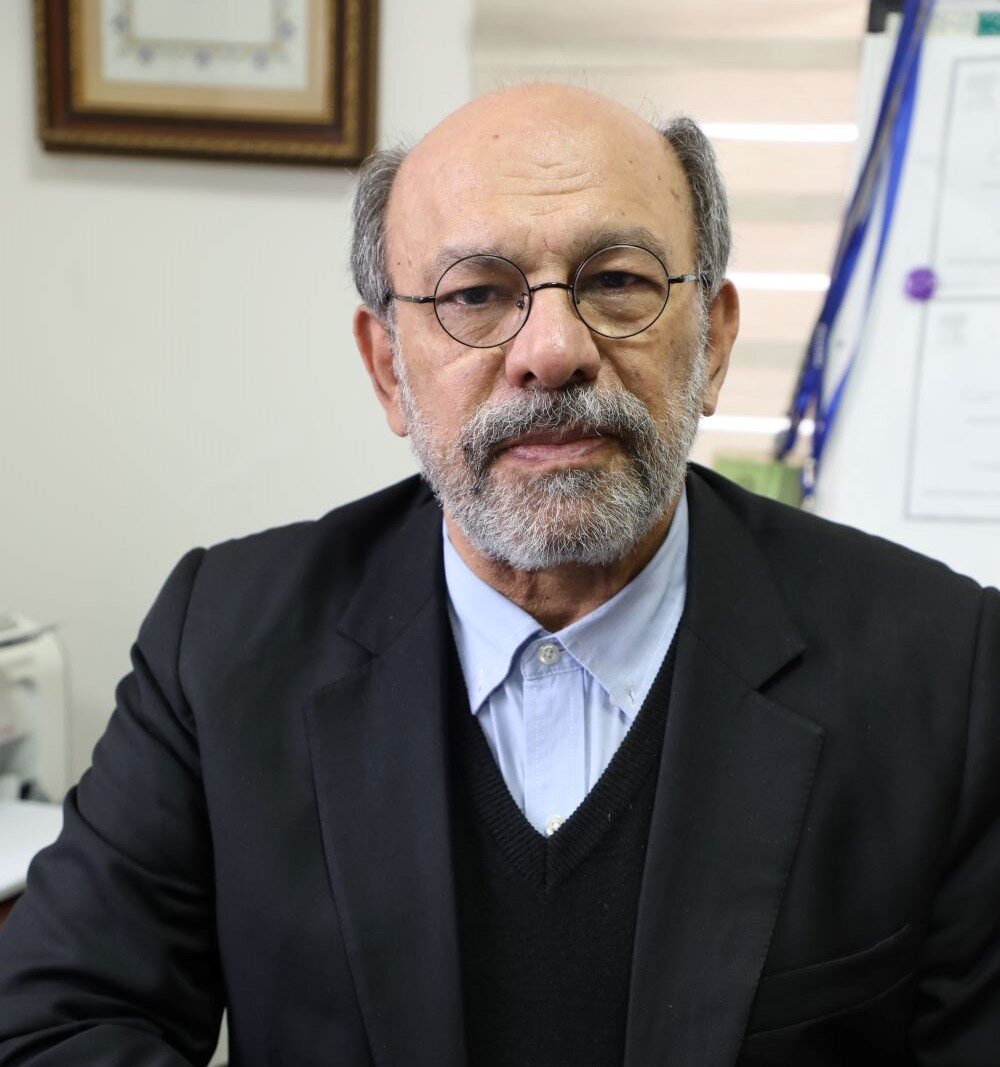 مجریانی که همزمان به مهمان برنامه تلویزیونی حمله می کنند/ پیمایش های فرهنگی نشان می دهد مخاطبان صداوسیما همچنان روبه کاهش اند